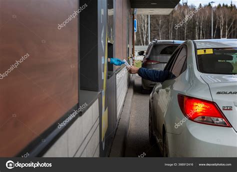 Moscow Russia 2020 Car Driver Pays Fast Food Order Delivery Stock