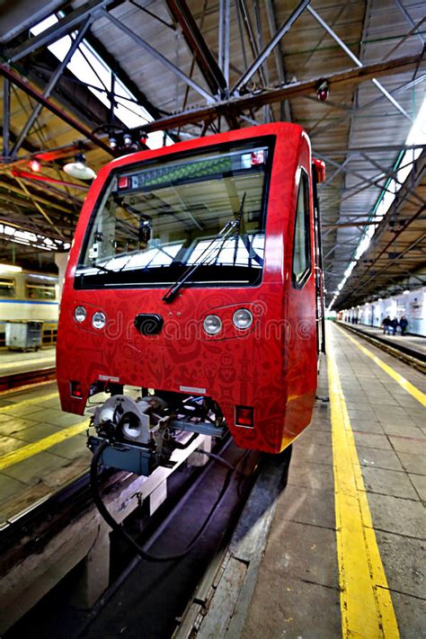 Auto Der Untergrundbahn Stockbild Bild Von Metro Lokomotive 83154125