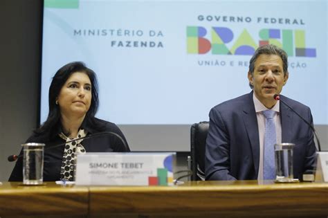 Governo Entrega Or Amento De E Prev Sal Rio M Nimo De R