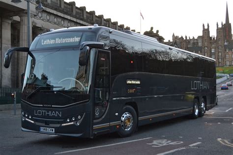 Lothian Motorcoaches 9004 SN18CVW Seen In Edinburgh 27th N Flickr