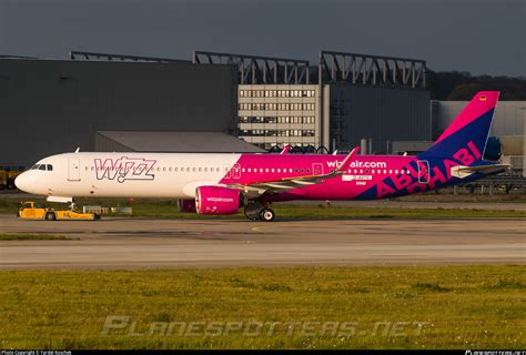 D AVYV Wizz Air Abu Dhabi Airbus A321 271NX Photo By Jardel Koschek