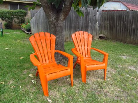 So Wonderfully Complex: Painting Plastic Outdoor Chairs