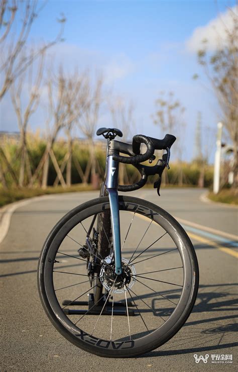 耐力王者 GIANT全新Defy Advanced SL0实测 - 野途网