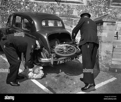 The trial opened at Winchester of John Straffen, 22 year old inmate of ...