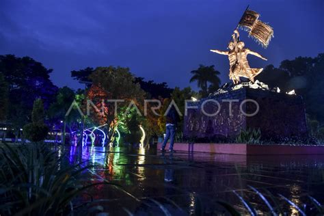 Revitalisasi Ruang Publik Di Jawa Barat Antara Foto