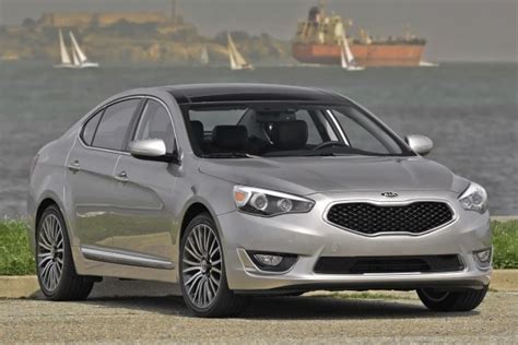 Used 2014 Kia Cadenza Premium Sedan Review And Ratings Edmunds