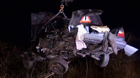 A59 Bei Monheim Langenfeld Schwerer Unfall Mit Drei Autos