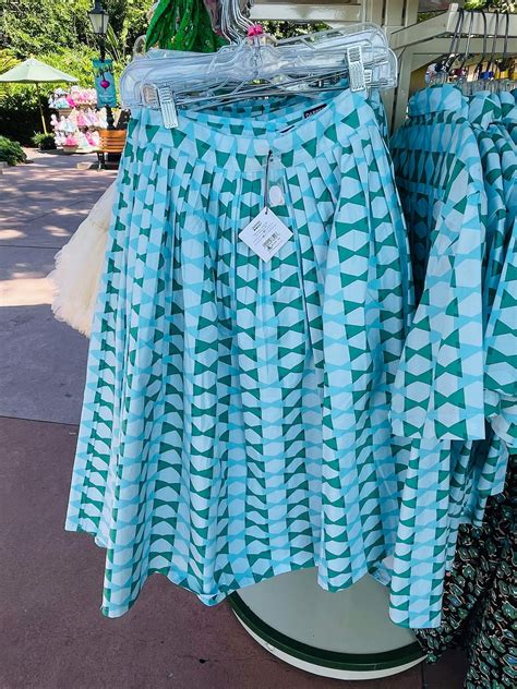 New Dapper Day Pop Up Merchandise At Epcot Photos Disney Fashion Blog