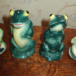 Six Vintage Frog Salt Pepper Shakers Etsy