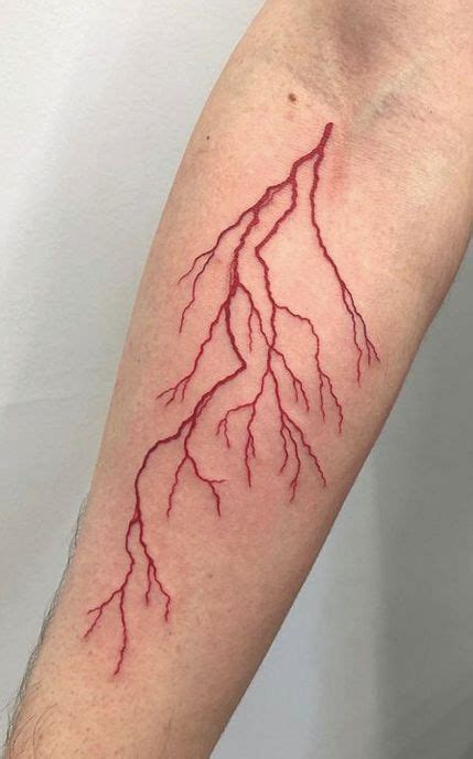 Lightning Tattoo Tattmania Lightning Tattoo Lightening Tattoo Lightening Bolt Tattoo