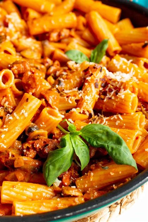 The BEST Creamy Chorizo Pasta Beat The Budget