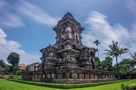 Liburan Ke Malang Kunjungi 9 Candi Bersejarah Di Malang Ini