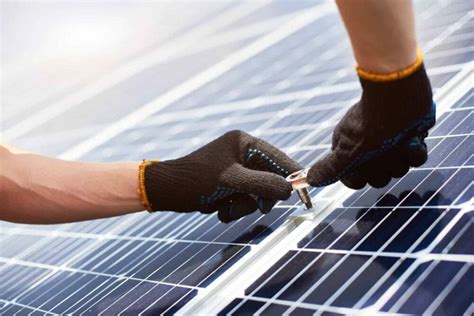 Off-Grid Solar Panels: Cost, Advantages, and Installation Guide