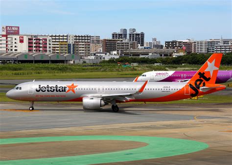 ジェットスター・ジャパン Airbus A321neo Ja26lr 福岡空港 航空フォト By Bokuranさん 撮影2022年08月09日