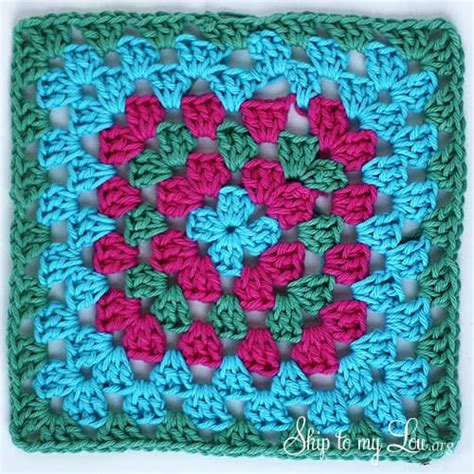 How to Crochet a Granny Square Dishcloth | Skip To My Lou