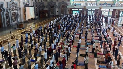 Bacaan Sholat Sunnah Sebelum Sholat Jumat Lengkap Mulai Niat Hingga Salam