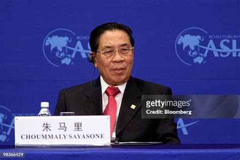 President Of Laos Choummaly Sayasone Photos and Premium High Res ...