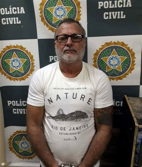 PolÍcia Prende Um Dos Maiores LadrÕes De Cargas De Cigarro Do Rio