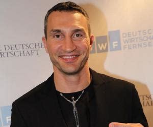 Wladimir Klitschko Biography - Facts, Childhood, Family Life & Achievements