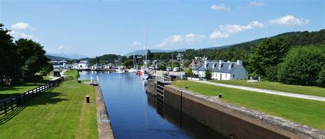 Hiking in Scotland - 9 Day Great Glen Way & Loch Ness Hiking Holiday - Loch Ness Hiking Tour