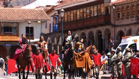 Cusco Escenifican El Levantamiento De Túpac Amaru Ii Y Micaela Bastidas Por Su 242 Aniversario