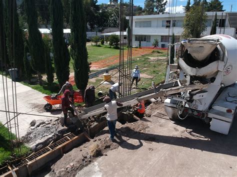 Construcción de techado en la Secundaria José María Morelos y Pavón