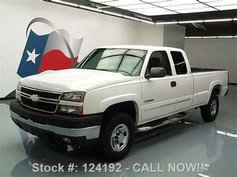 Sell Used 2007 Chevy Silverado 2500hd 2lt 8 1l V8 Ext Cab 68k Mi Texas Direct Auto In Stafford