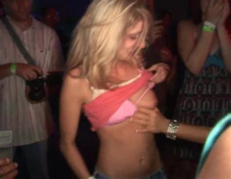 Nightclub Flashing Cumception