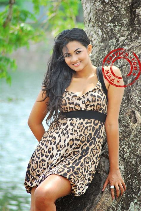 Piumi Purasinghe Hot Pics Lankan Stuffs