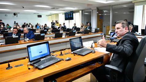 Csb Senado Aprova Projeto De Incentivo Fiscal Para Contratação De Idosos