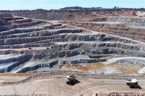 Cámara de Minería de Ecuador Tenemos yacimientos de clase mundial