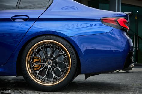 Blue BMW M5 F90 Brixton Forged