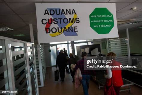 Gibraltar Spain Border Photos and Premium High Res Pictures - Getty Images