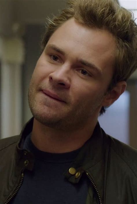 Chicagopd Patrick John Flueger As Adam Ruzek Patrick John Flueger