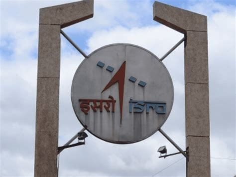 ISRO Enters Into Commercial Launch Market By Placing 36 OneWeb