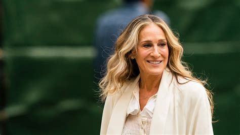 Sarah Jessica Parker I Have Gray Hair Please Stop Saying It Makes Me