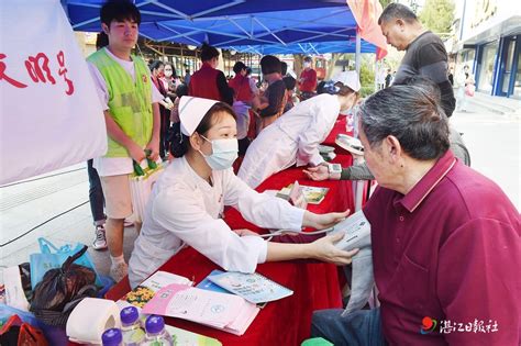 学习雷锋好榜样 志愿服务暖民心湛江云媒（湛江新闻网）