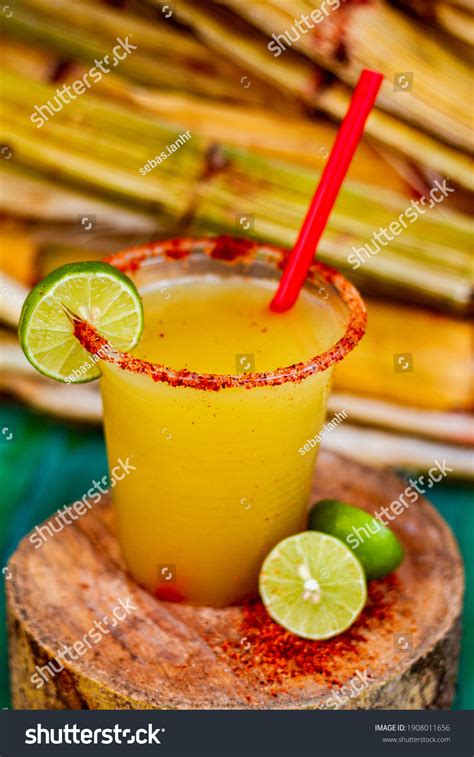 Sugarcane Juice Guarapo De Stock Photo 1908011656 | Shutterstock