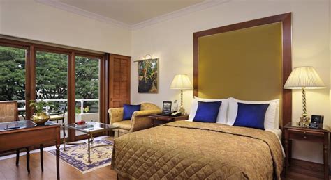 Hotel Oberoi Hilton Bangalore - Indian Holiday