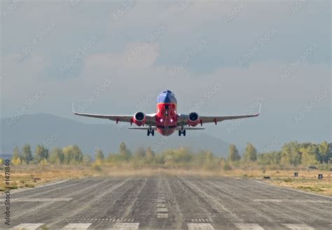 boeing 737 takeoff Stock Photo | Adobe Stock