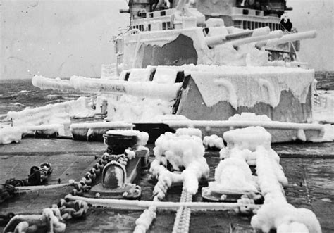 Hms Belfast S Forward 6 In Gun Turrets Encased By Ice During Arctic Convoy Duty 1943 She Was