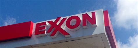 Exxon Exxon Gas Station Waterbury Ct 8 2014 Pics By Mike Flickr