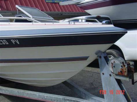 Used Bayliner 2150 Capri Bowrider Volvo 225 1986 For Sale In