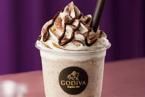 Godiva Rum Raisin Style Chocolixer White Chocolate With Rum Flavored