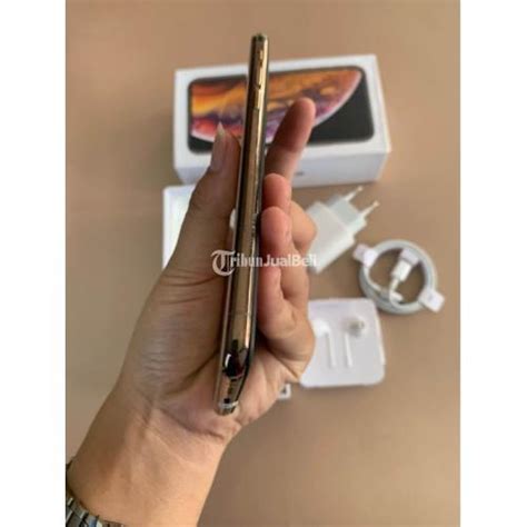 HP IPhone XS 64 GB Bekas Siap Pakai Bergaransi Fullset Harga Nego Di