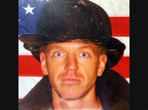 islip chief expected   survive critical injuries fdny