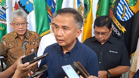 Pj Gubernur Jabar Bey Machmudin Pastikan Website PPDB Normal Inversi