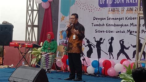 Gali Potensi Minat Dan Bakat Siswa Sdn Kalibaru Gelar Pentas Seni