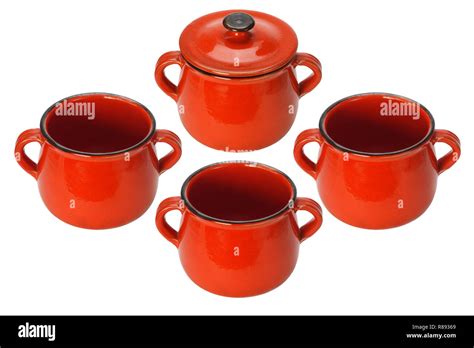 Clay Cooking Pots Hi Res Stock Photography And Images Alamy