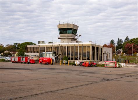 Airport Studies - HVN - Tweed New Haven Airport